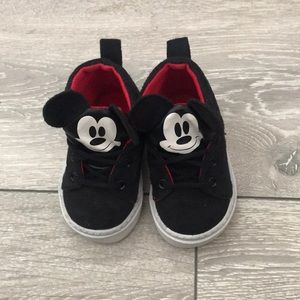 Mickey Mouse baby high top sneakers 6-12 months